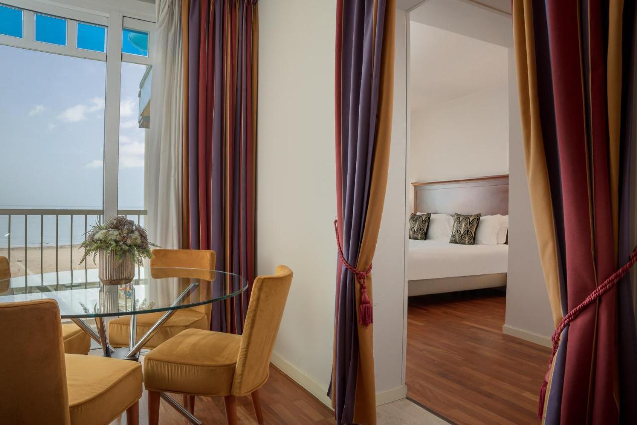Savoia 4* Rímini